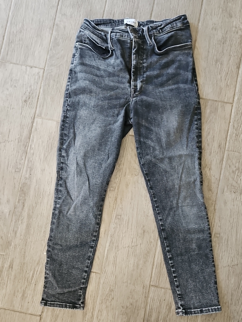 Frame Denim Women's Skinny Jeans in Washed Black/Grey